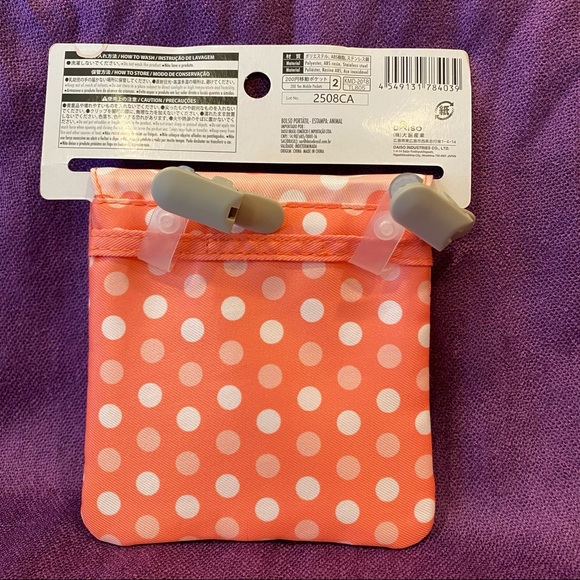 🚀SOLD🧨NWT Daiso Clip-on “Pocket” with clips - Picture 5 of 6
